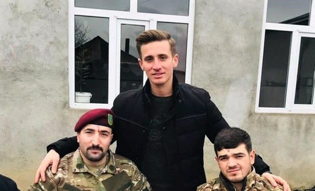 Səkkiz yoldaş olub yola düzəldik Novruzov Rəşad Lətif